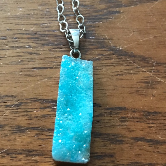 Aqua Coloured Stone Pendant Necklace - 18 inch length - Picture 5 of 11